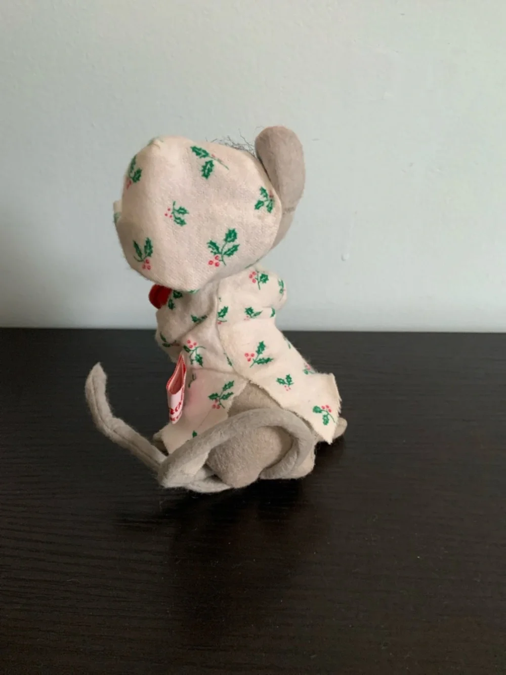 Annalee Mouse in Pajamas Holding Water Bottle 1993 - Picture 3 of 6